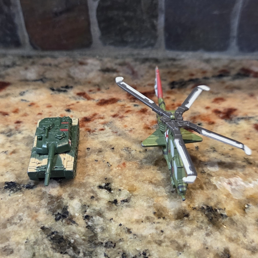 Mega Force Triax Helicopter and  Tank - Vintage Kenner 1989 - Loose Lot Of 2